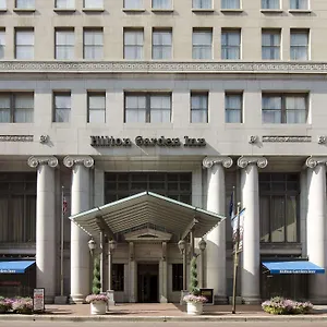 Hilton Garden Downtown Отель