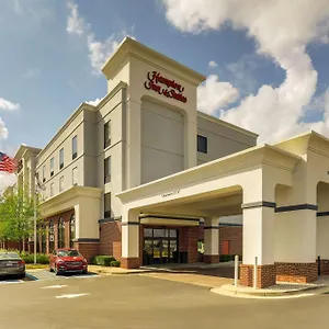 Hotel Hampton & Indianapolis-airport 3*