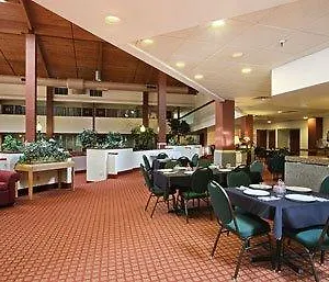 Отель Ramada Conference Center South 2*