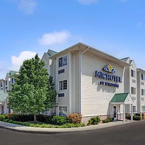 Microtel & By Wyndham Airport 2*