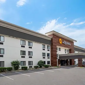 La Quinta By Wyndham Airport Executive Dr Hotel
