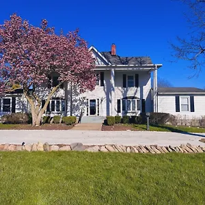 Speedway Legacy Bed & Breakfast 2*