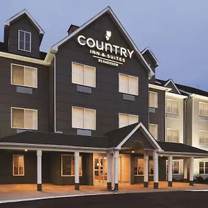 Hotel Country & By Radisson, South, In