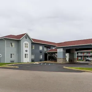 Super 8 By Wyndham Indianapolis/ne/castleton Area 2*