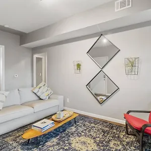 Apartment Pet&baby Friendly 2br W- In-unit Laundry Wifi *