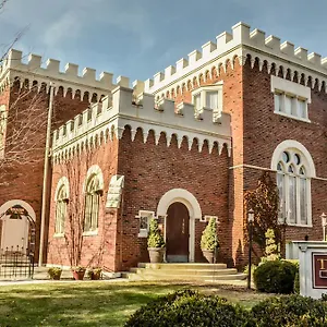 At The Indianápolis