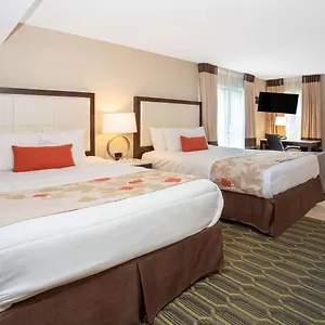 Hawthorn By Wyndham North Hotel 2*